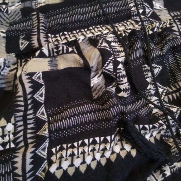 Aeropostale Crop Top Women's Size L - Picture 8 of 10